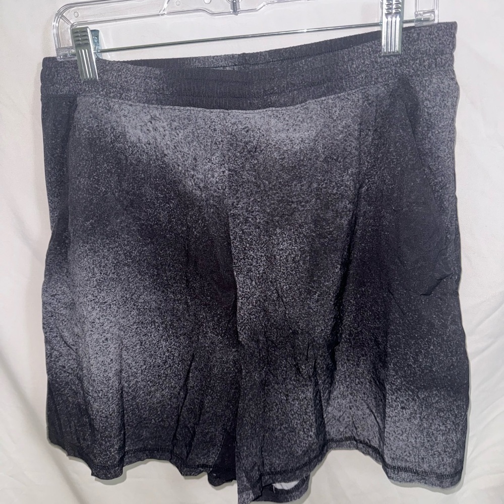 Lululemon 6” inseam large workout shorts